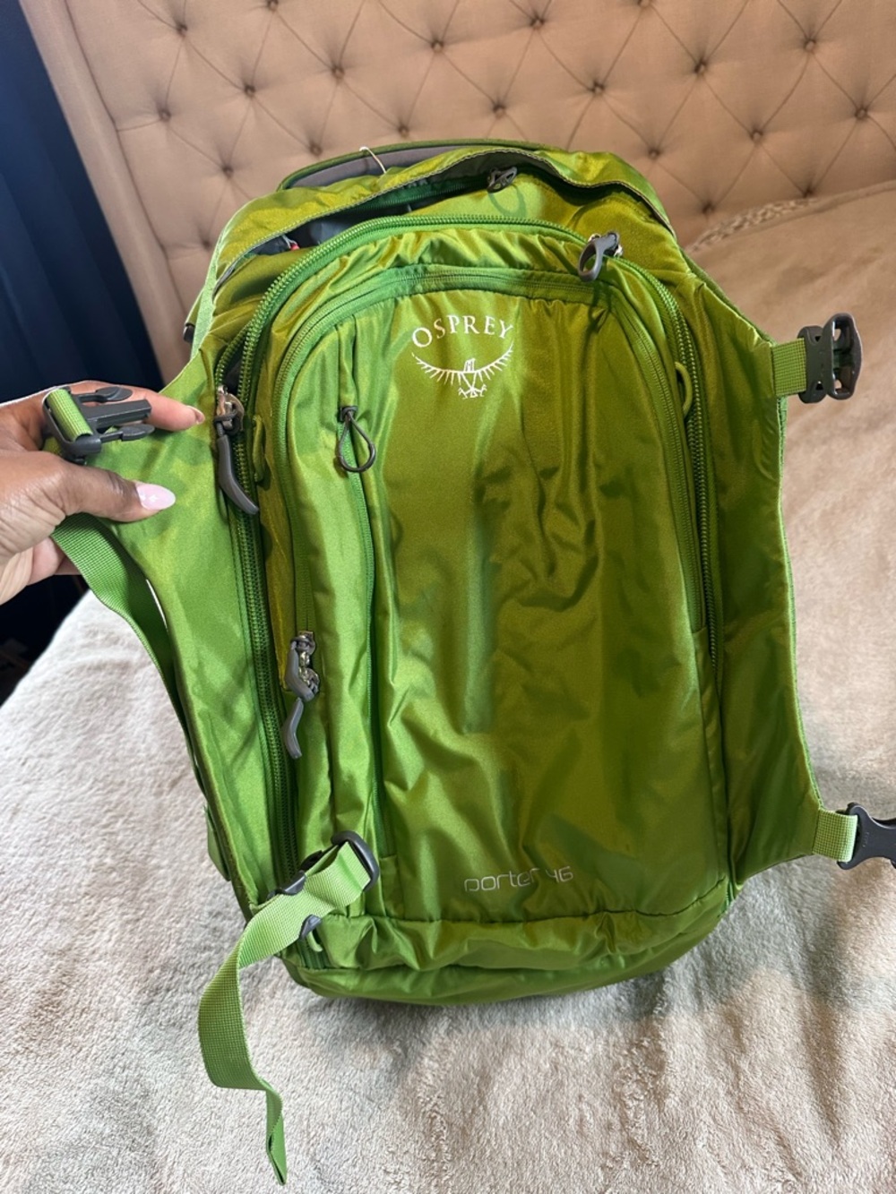 Osprey Porter 46 Green Waist Adjustable Backpack